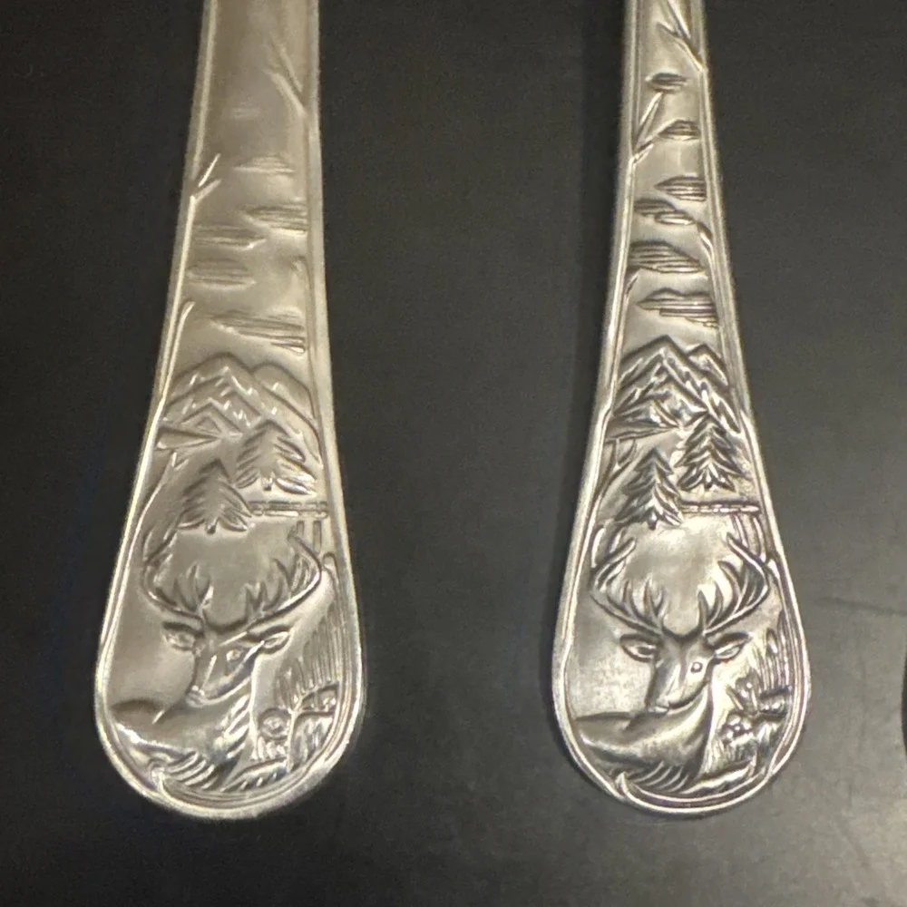 Cambridge Deer Hunting Pattern Satin Stainless Flatware 5 Piece Set Fork Spoon